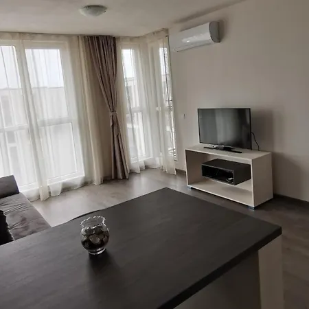 Sea View Apartment, Park, Sarafovo, 公寓 布尔加斯